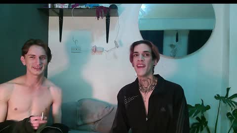 Snapshot of vamp_noah chatting on 01.25.25 Vamp Noah and Dan online show from 01.25.25