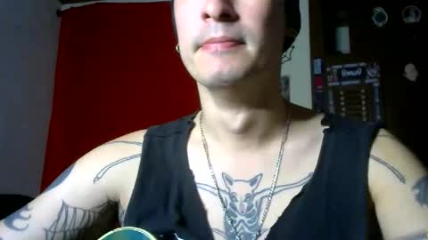 Snapshot of vampireathome chatting on 02.20.25 vampireathome online show from 02.20.25