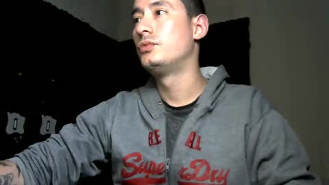 Snapshot of vampireathome chatting on 09.12.25 vampireathome online show from 09.12.25