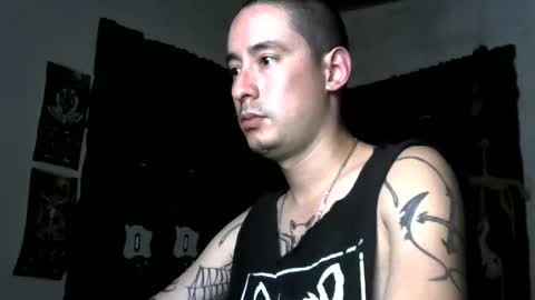 Snapshot of vampireathome chatting on 10.23.25 vampireathome online show from 10.23.25