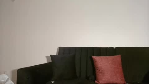 david guzman i model independenthelp me with a thumbs up online show from 03.08.25