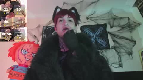 david guzman i model independenthelp me with a thumbs up online show from 10.13.25