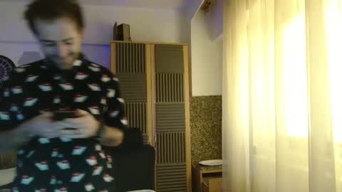 Snapshot of vanceaminator chatting on 11.05.25 Emy online show from 11.05.25