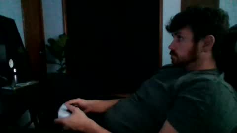 Snapshot of vandal2021 chatting on 10.27.25 Vandal2021 online show from 10.27.25