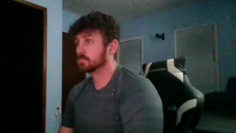 Snapshot of vandal2021 chatting on 10.31.25 Vandal2021 online show from 10.31.25