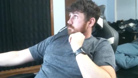 Snapshot of vandal2021 chatting on 11.05.25 Vandal2021 online show from 11.05.25