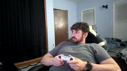 Snapshot of vandal2021 chatting on 11.06.25 Vandal2021 online show from 11.06.25