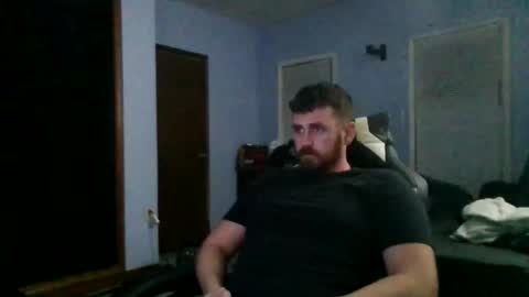 Snapshot of vandal2021 chatting on 11.14.25 Vandal2021 online show from 11.14.25