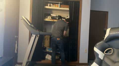 Snapshot of vandal2021 chatting on 03.10.26 Vandal2021 online show from 03.10.26