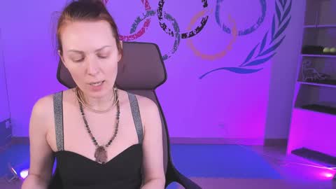 Snapshot of vandarossi chatting on 01.08.25 Vanda online show from 01.08.25