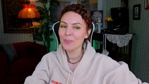 Snapshot of vandarossi chatting on 01.23.25 Vanda online show from 01.23.25