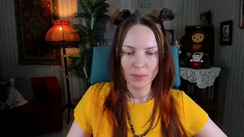 Snapshot of vandarossi chatting on 02.16.25 Vanda online show from 02.16.25