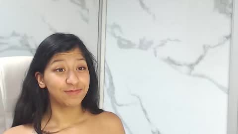 Snapshot of vanelin18 chatting on 12.20.24 Vane online show from 12.20.24