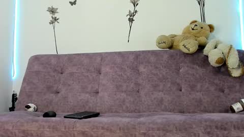 Vanessa online show from 02.21.25