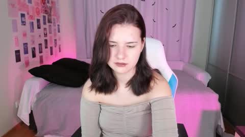 Vanessa online show from 10.20.25