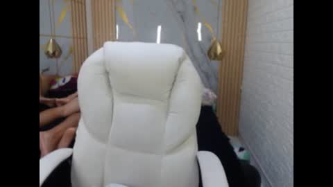 vanessa online show from 06.10.26
