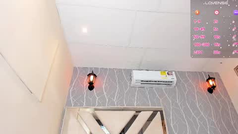    online show from 03.09.25