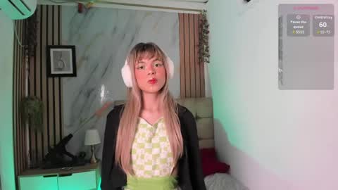 vanessa_jenner online show from 06.12.26