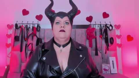 Snapshot of vanessa_moka chatting on 02.15.25 Vanessa online show from 02.15.25