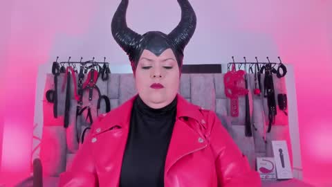 Snapshot of vanessa_moka chatting on 02.26.25 Vanessa online show from 02.26.25