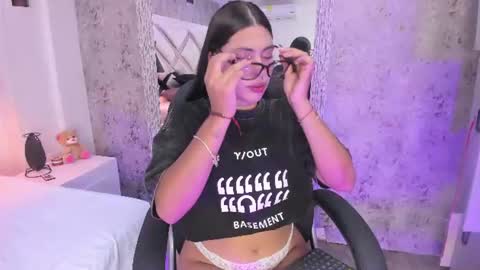 Vanessa  online show from 07.11.26