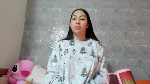 vanessaadol online show from 02.02.25