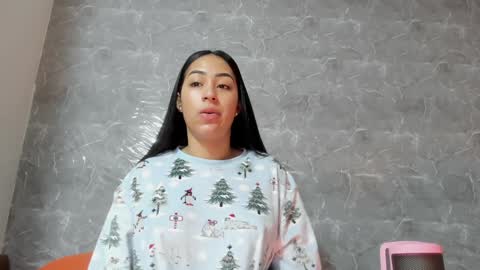 vanessaadol online show from 02.06.25