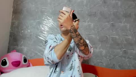 vanessaadol online show from 02.13.25