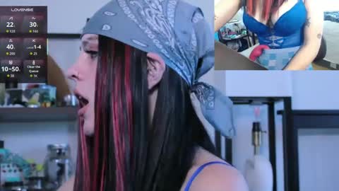 Snapshot of vanessaandadam chatting on 09.30.25 vanessaandadam online show from 09.30.25