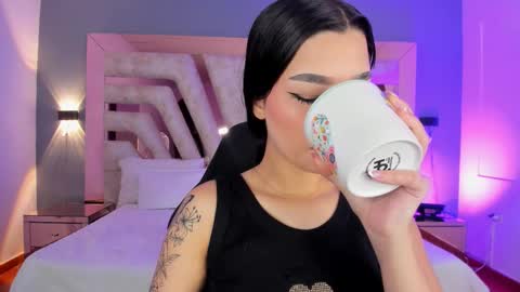 vanessaduval online show from 02.21.26