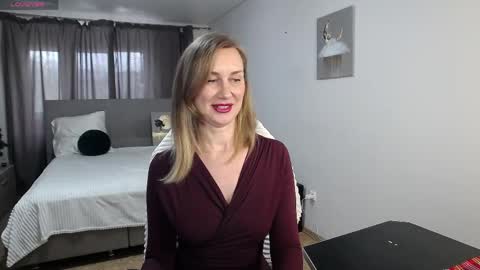 Vanessa  online show from 04.28.26
