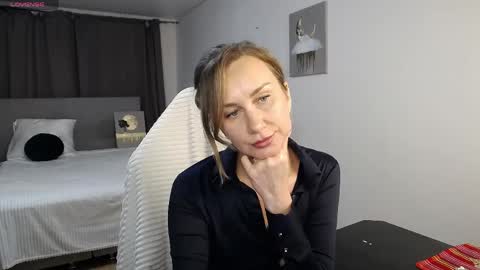 Vanessa  online show from 05.03.26