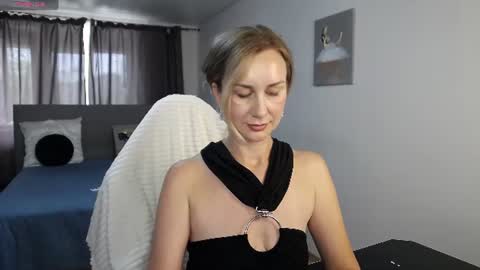 Vanessa  online show from 07.11.26