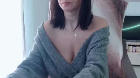 Vanessa online show from 10.23.25