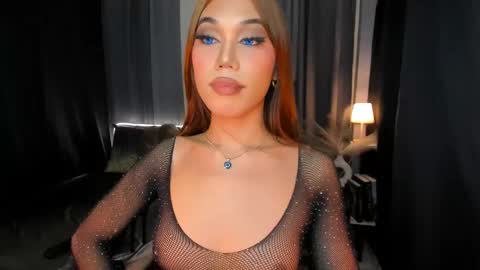 Snapshot of vanessariches chatting on 12.12.24 VanessaRiches online show from 12.12.24
