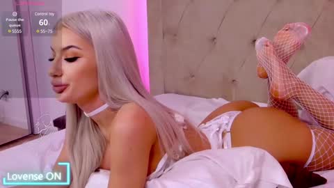 Vanessa online show from 02.28.25