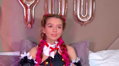 Snapshot of vanessavienne chatting on 02.14.26 VanessaVienne online show from 02.14.26