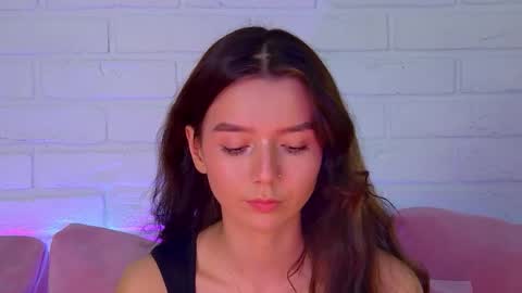 Snapshot of vanessavienne chatting on 03.13.26 VanessaVienne online show from 03.13.26