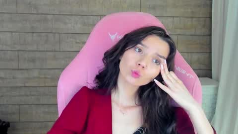 Snapshot of vanessavienne chatting on 03.17.26 VanessaVienne online show from 03.17.26