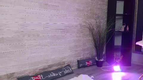 Vanessa online show from 06.10.26