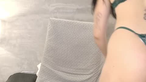 vanika_ray online show from 07.28.26
