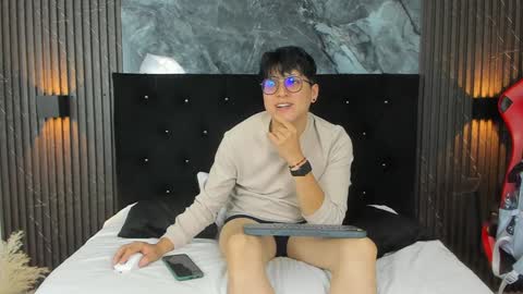 vanilla_hot_ online show from 02.01.25