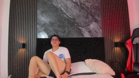 vanilla_hot_ online show from 02.07.25