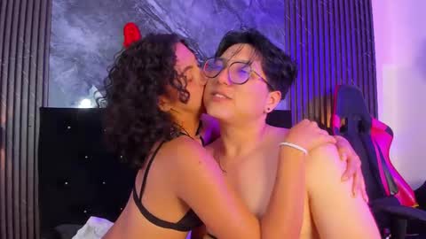 vanilla_hot_ online show from 02.22.25