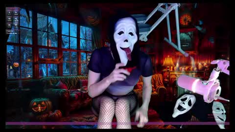 Snapshot of vanilla_skkye chatting on 10.07.25 Skkye online show from 10.07.25