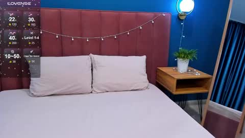 Snapshot of vanillakelly chatting on 02.06.25 Sofia online show from 02.06.25