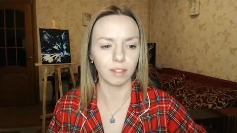 Snapshot of vanillamuffin chatting on 01.25.25 VanillaMuffin online show from 01.25.25