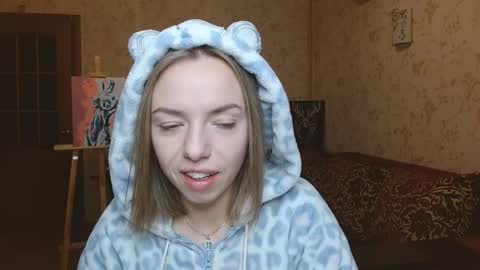 Snapshot of vanillamuffin chatting on 10.26.25 VanillaMuffin online show from 10.26.25