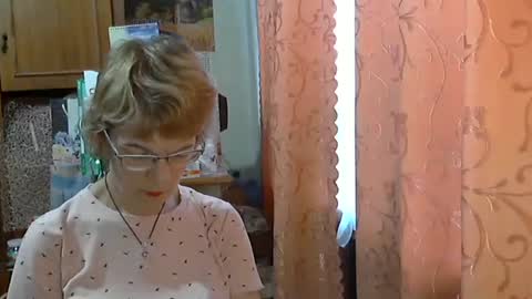 Vanillaxcreamy online show from 12.17.25