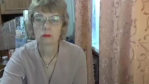 Vanillaxcreamy online show from 12.21.25